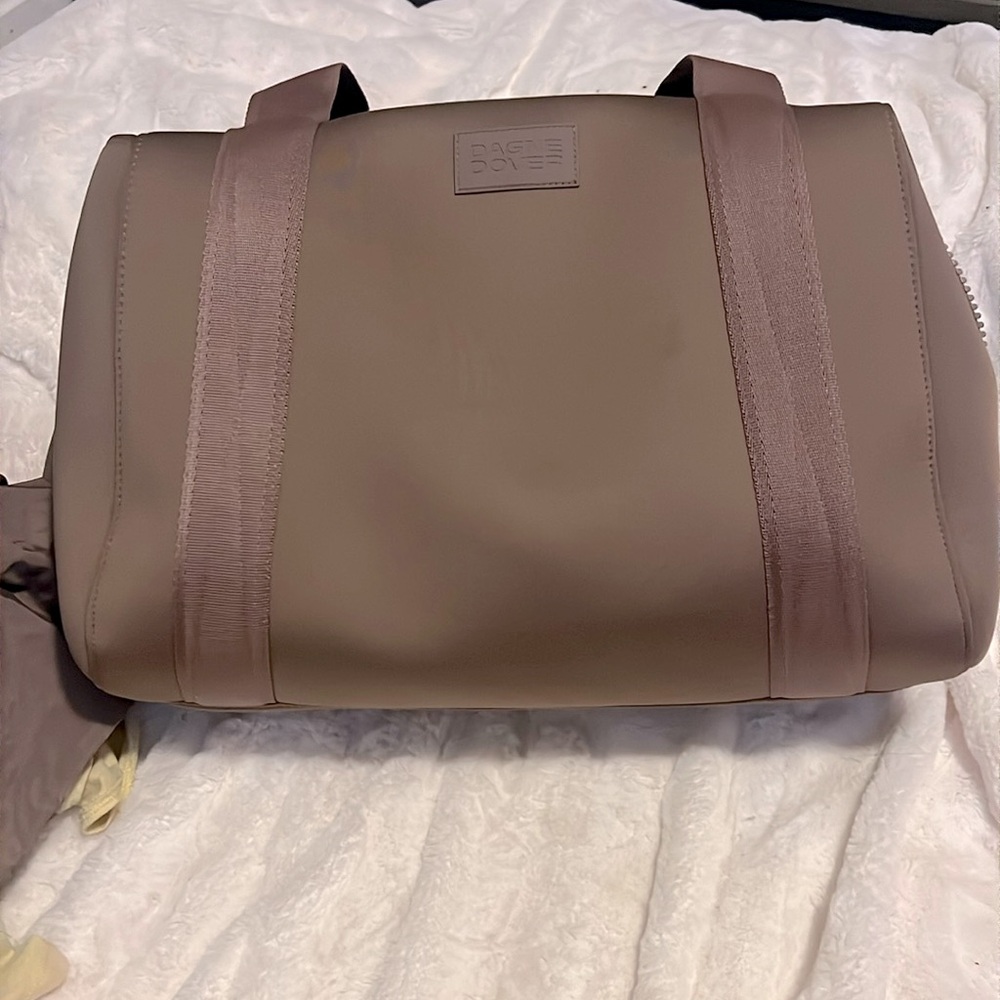 Dagne Dover Landon Dune Large Carryall Duffle Bag W/ Pouch